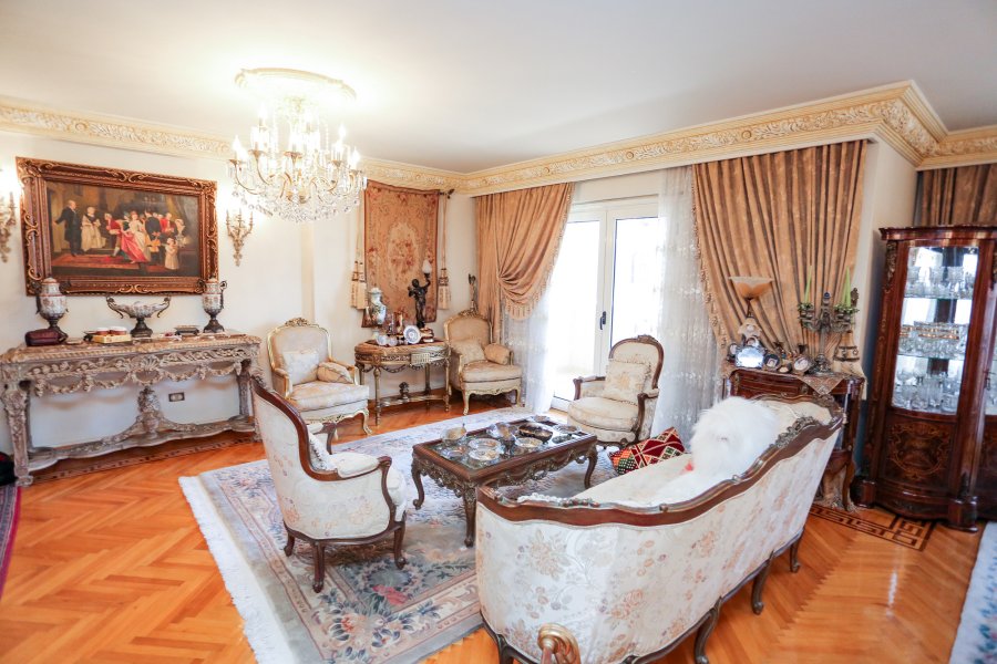 Apartment for Sale 277 m gleem (directely on taram station)