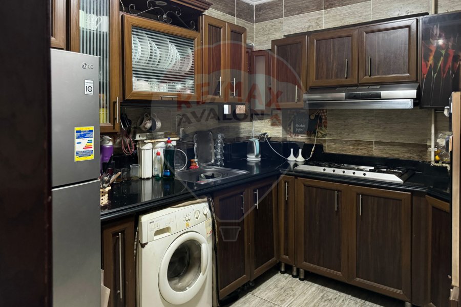 Apartment for sale 135 m Gleem (El-Molazem Ahmed St)