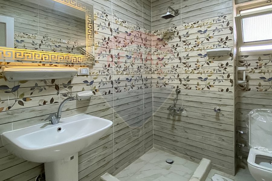 Apartment for sale 107 m Sidi Gaber (Officers housing - investment part)