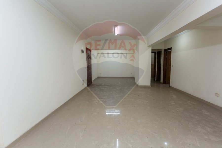 Administrative unit for sale 162 m Ibrahimia (Abo qir St.)