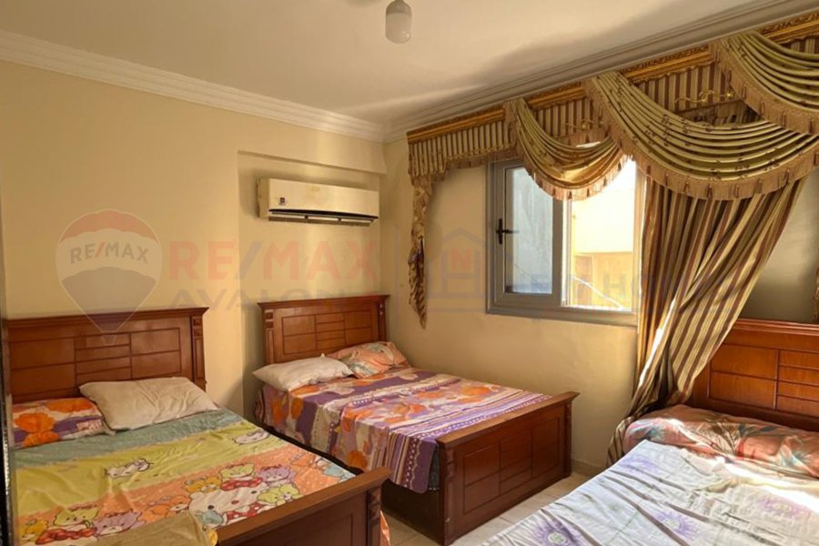 Apartment for sale 140 m Miami (Al-Lawaa Hassan Kamel st.)