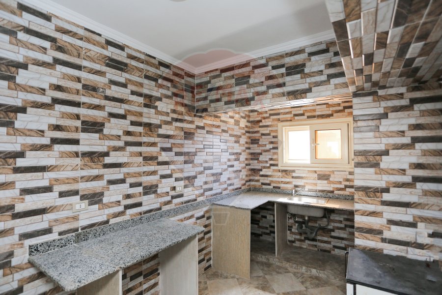 Chalet + Roof for Sale (Badr Village) 344 m