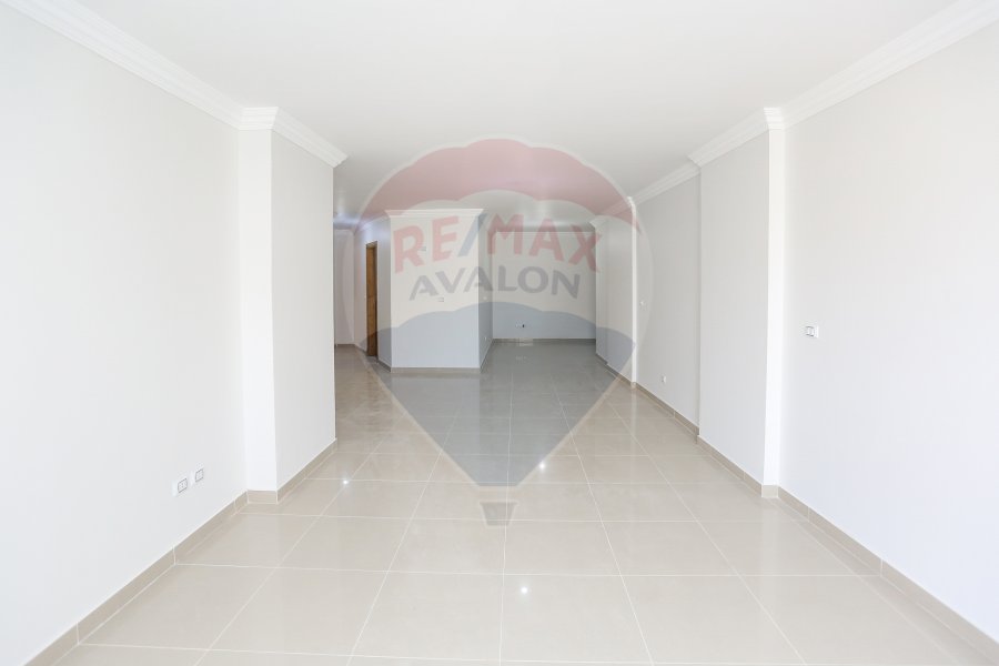 Administrative apartment For rent 310 m Smouha (Green Towers)