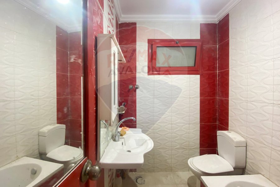 Duplex apartment for sale 250 m Gianaclis (directly on the tram)