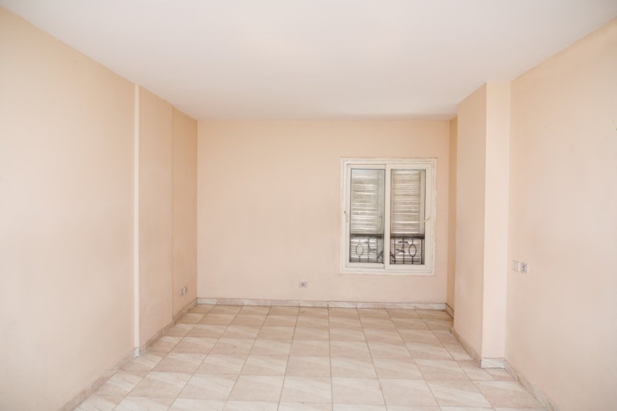 Apartment for sale 253m Raml Station