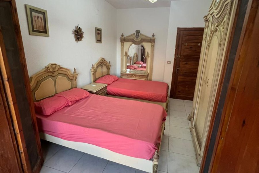 Furnished ground chalet + Garden for rent (Marina 7)