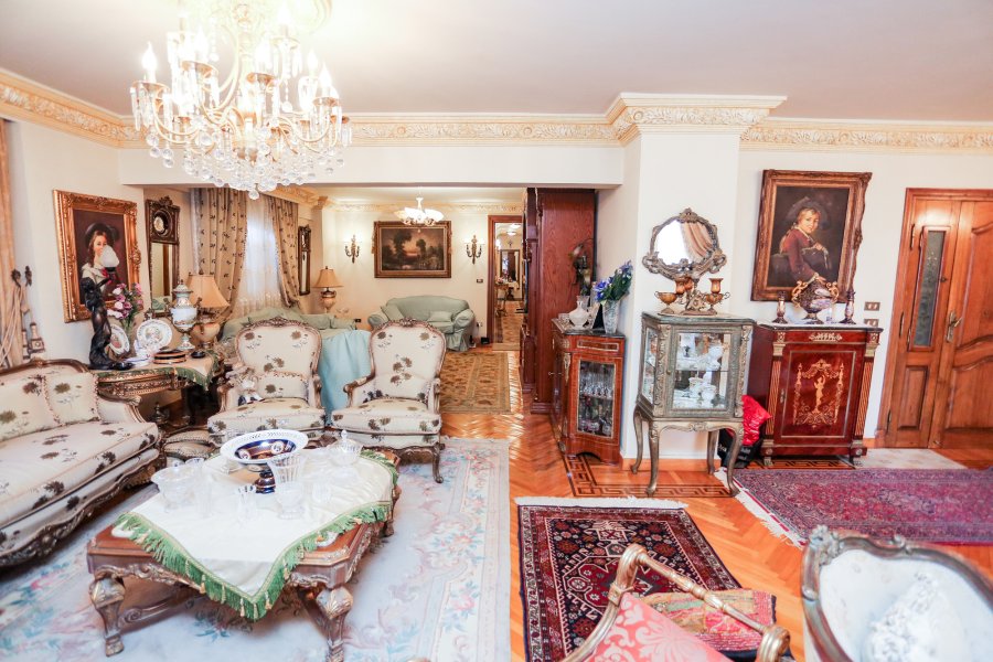 Apartment for Sale 277 m gleem (directely on taram station)