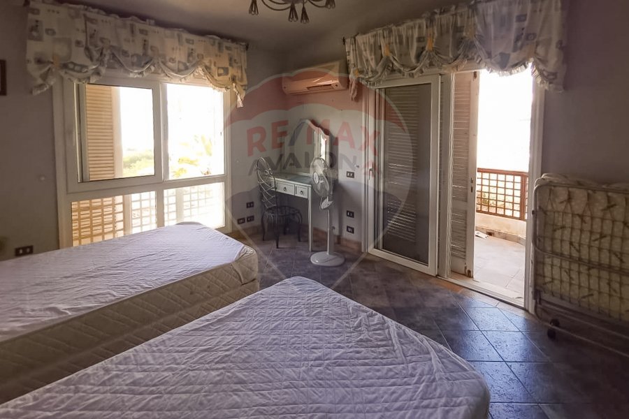 Villa for sale North coast (Marina 5 - Al-Jawhara Lisan Al-Wazara) 1,200 m