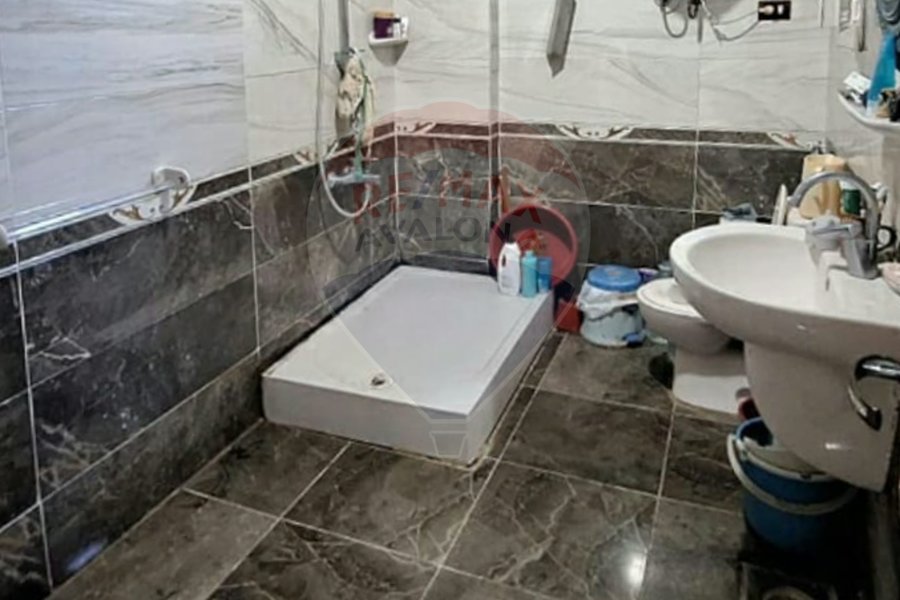 Apartment for sale 135 m Gleem (El-Molazem Ahmed St)