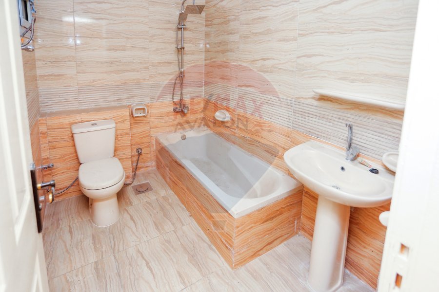 Duplex for Sale 200 m smouha (14 may bridge)