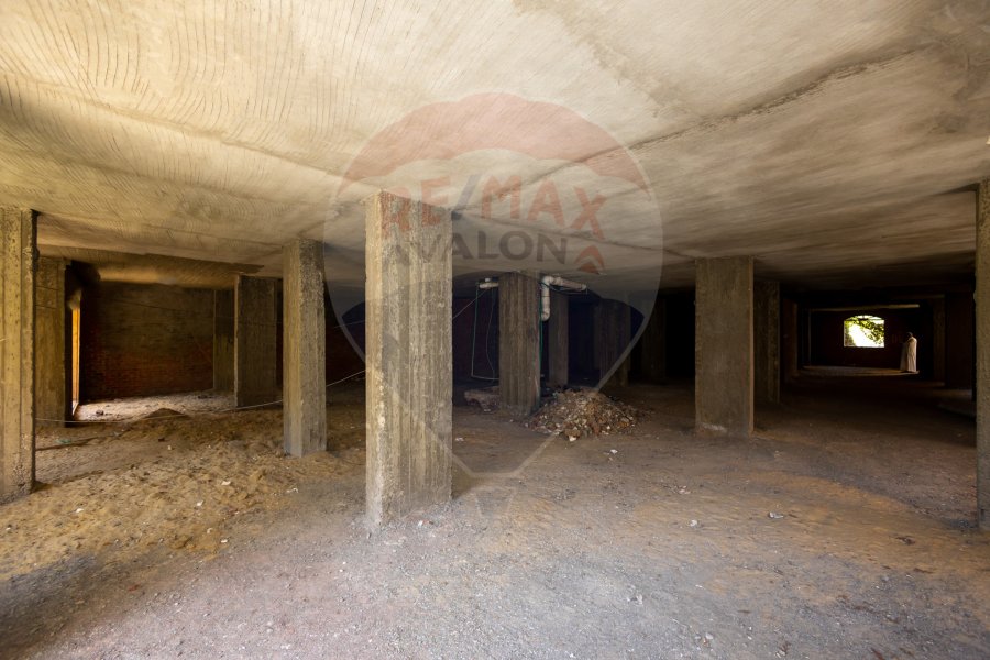 Commercial mezan for sale 575 m Al-Agami (El-betash)