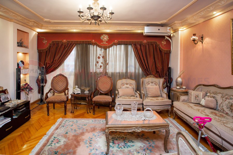 Apartment for sale 150 m Stanly (Abdel Hamed Al-Abady st.)