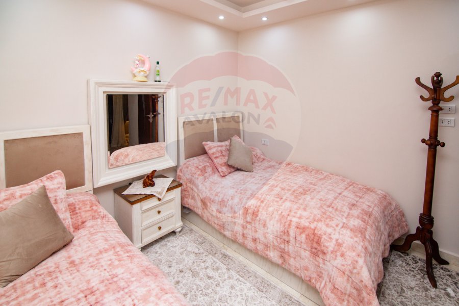 Apartment for sale 150 m Miami (Steps from El Essawy St.)