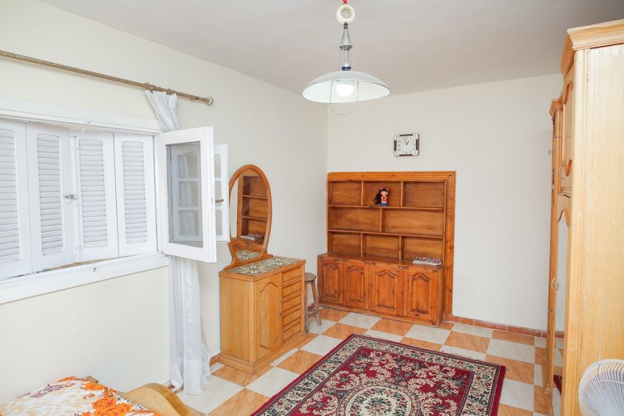 Furnitued Apartment for rent 110m Miami (Number 3 From corniche)