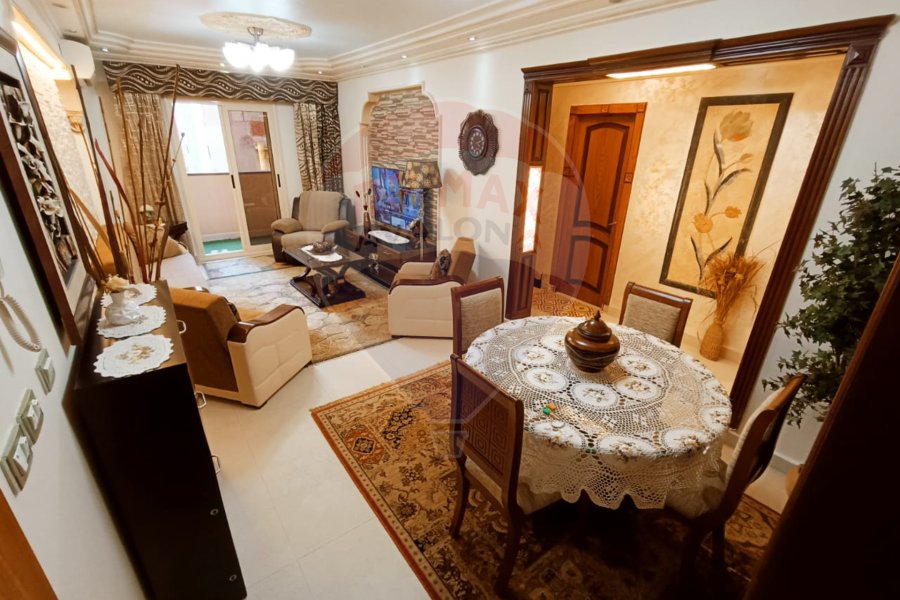 Apartment for sale 120 m Sidi Bishr (branching off Khaled Ibn Al Waleed Street)