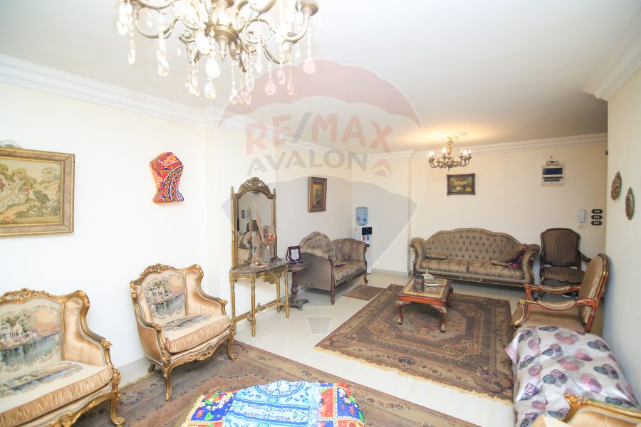 Apartment for sale 210 m Gleem (branching from the sea)