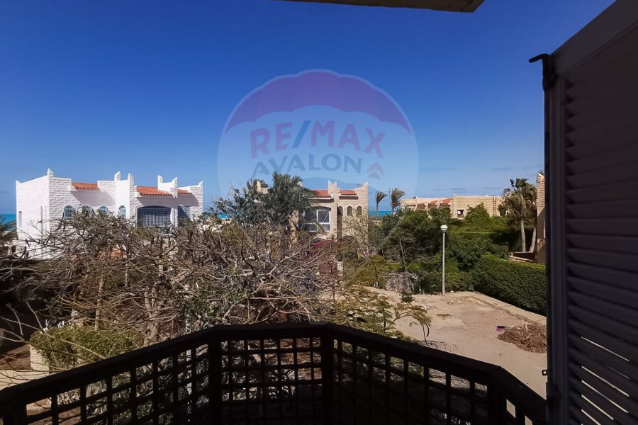 Villa for sale North coast (Marina 5 - Al-Jawhara Lisan Al-Wazara) 1,200 m
