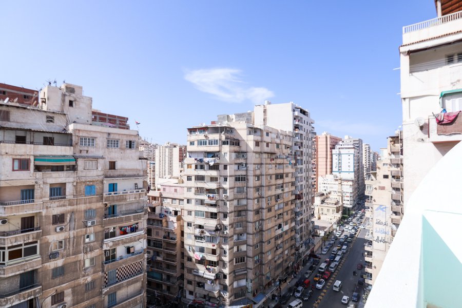 شقة للبيع 265 م العصافرة ( ش جمال عبد الناصر ) -