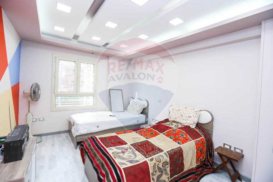 Apartment For Sale 186 m Smouha (Tot Ankh Amon St)