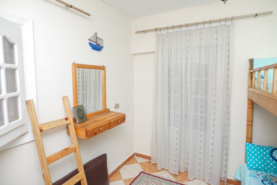 Furnitued Apartment for rent 110m Miami (Number 3 From corniche)