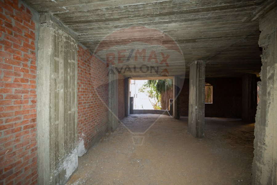 Commercial mezan for sale 575 m Al-Agami (El-betash)