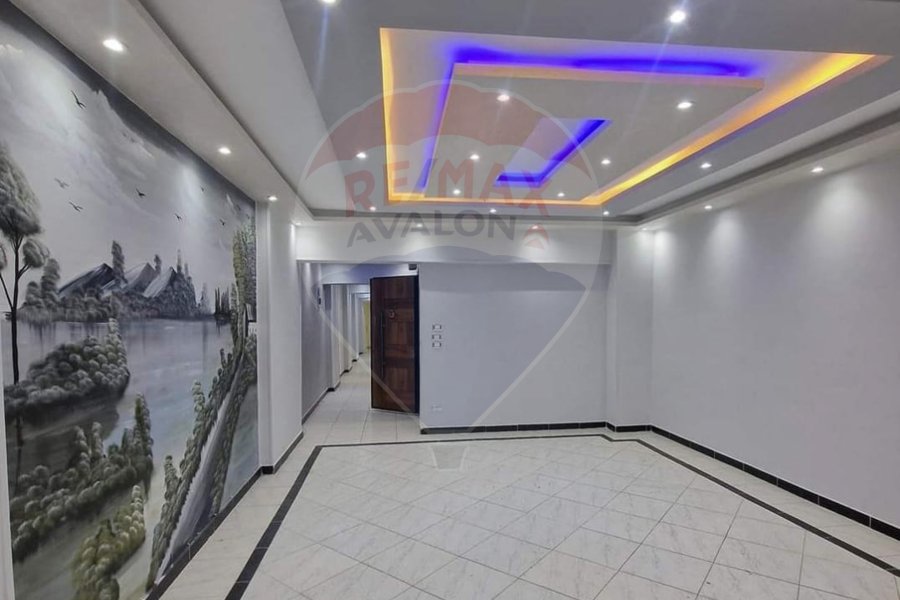 Apartment for sale 150 m in Sidi Bishr (fourth number from the sea)