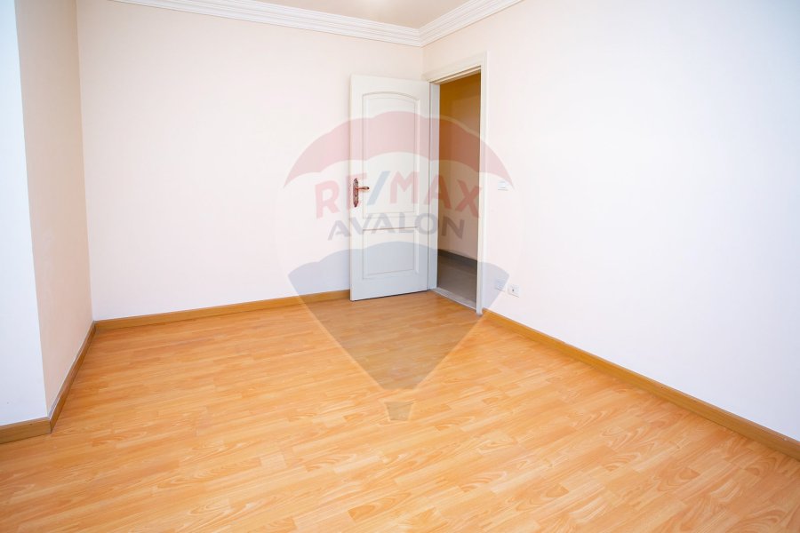 Apartment for sale 225 m Smouha - ( Fawzi Moaz St )