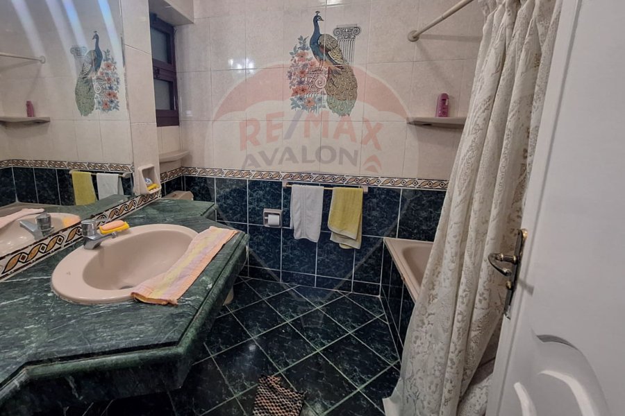Apartment for sale 142 m Montazah (Sheraton Towers)