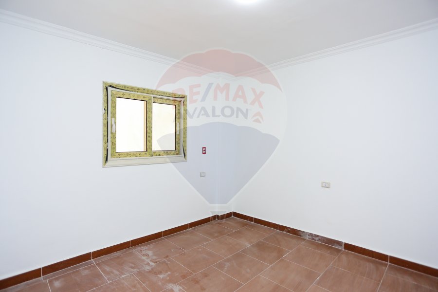 Chalet + Roof for Sale (Badr Village) 344 m