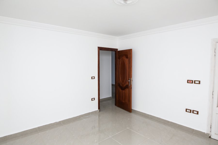 Apartment for rent 180m Ibrahimia (Korenish Road)