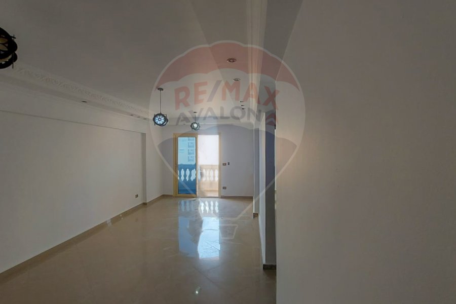Apartment for sale 145 m Lauran (the second from the sea)