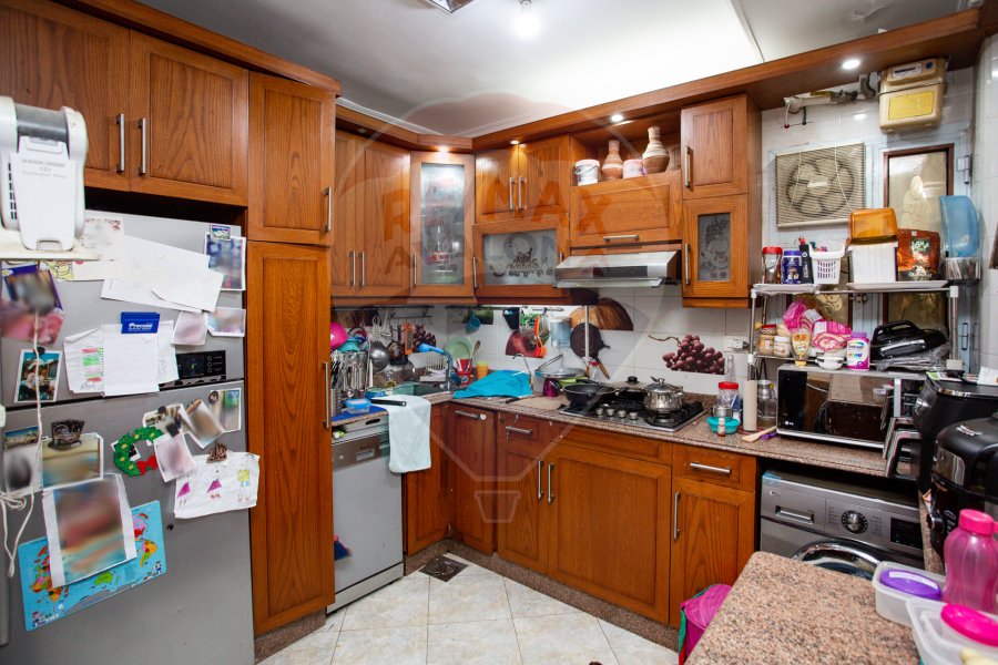 Apartment for sale 150 m Stanley (Abdul Hamid Al-Abadi Street - steps from the sea and the tram)