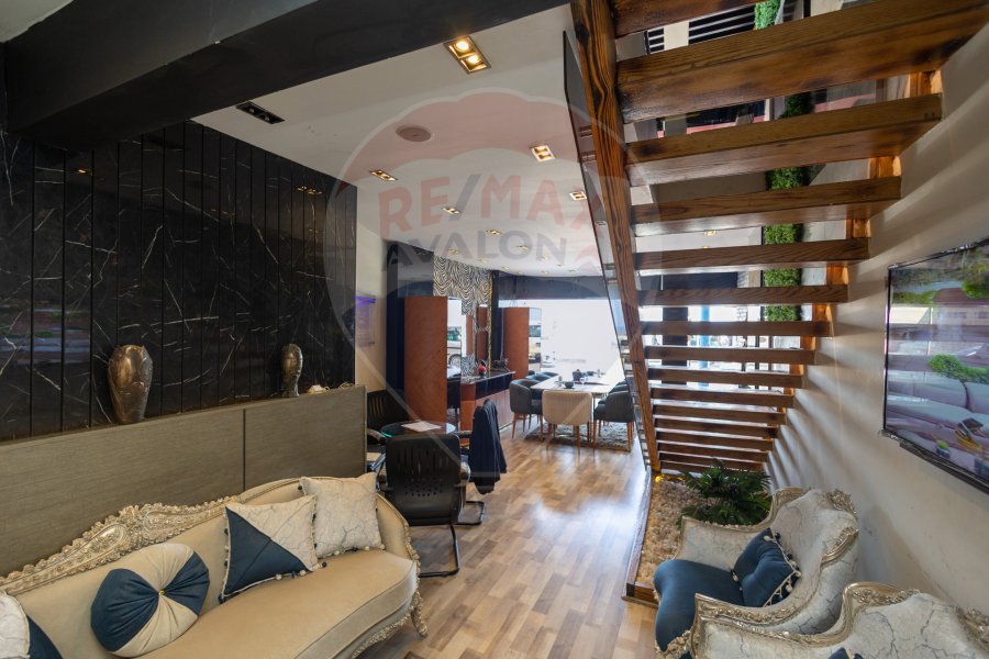 Shop + Mezzanine for sale 83 m + 100 m El Saraya (directly on the sea)