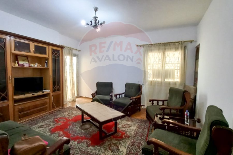 Furnished apartment for Rent 125 m Gleem (Directly on the sea)