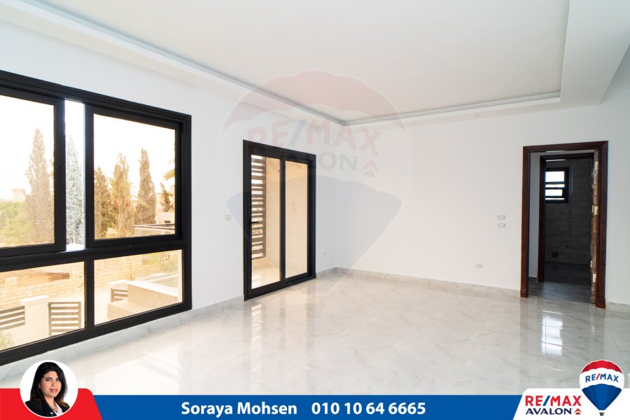 فيلا للبيع 300 م كينج مريوط (كومباوند الواحة الخضراء)