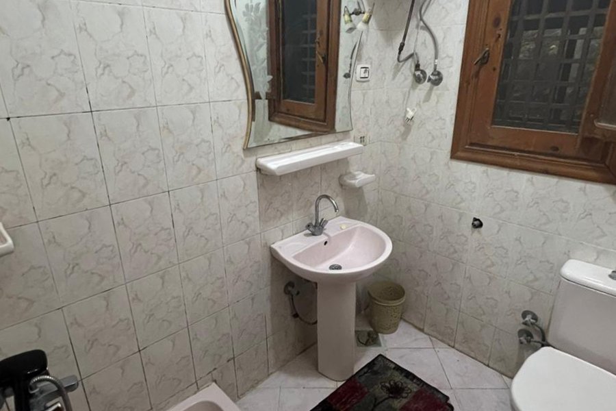 Furnished ground chalet + Garden for rent (Marina 7)