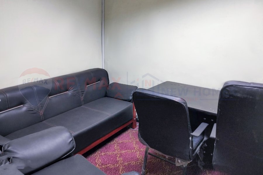 Administrative unit for sale 235 m Gleem (directly on the sea)