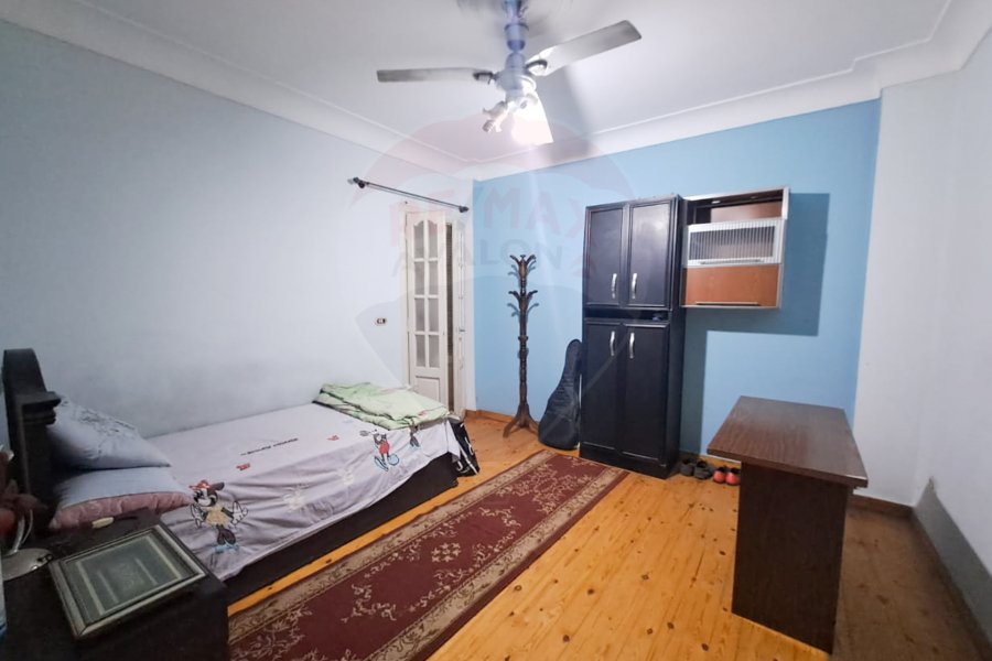 Furnished apartment for rent 130 m Miami (Gamal Abdel Naser st. directly)