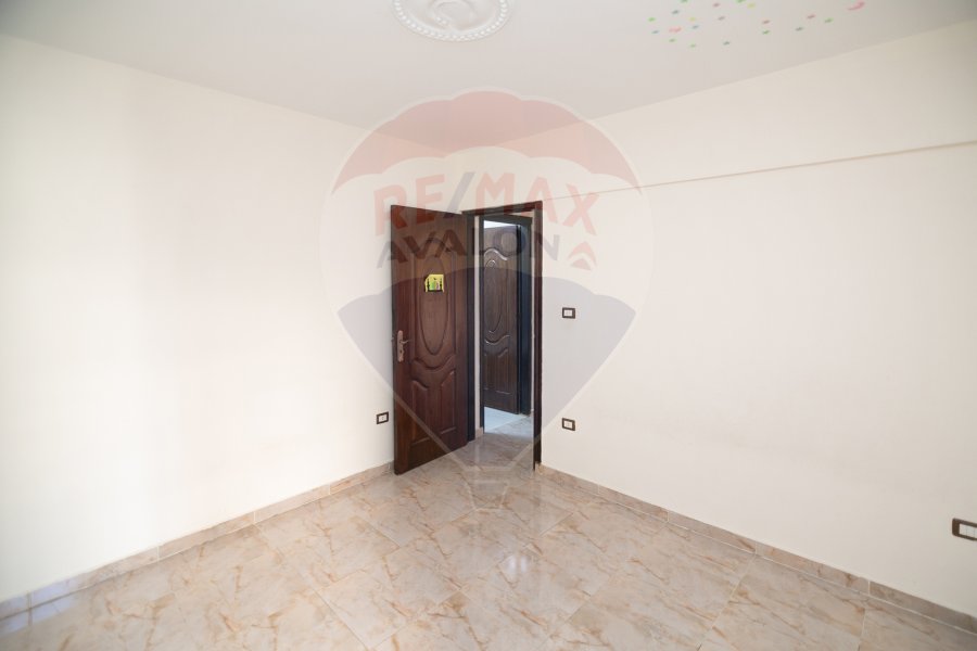 Apartment for sale 107 m Moharam Bek (Moharam Pasha neighborhood)