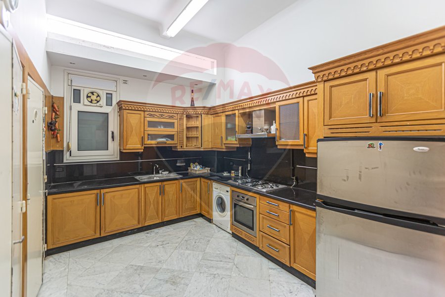 Apartment for sale 410 m Cleopatra (directly on the tram)
