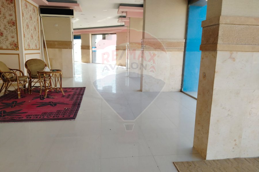 مقر إداري للإيجار 420 م ميامي الجديدة (45 دولي)