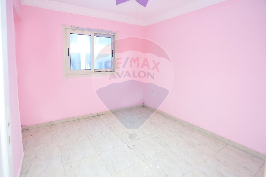 Apartment For Sale 140 m Smouha ( Sherif Ramzy St - Steps from Fawzi Moaz St )
