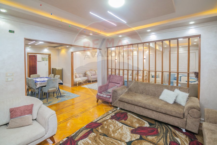 Apartment for sale 248 m Al Saraya (Abdel Salam Aref Street)