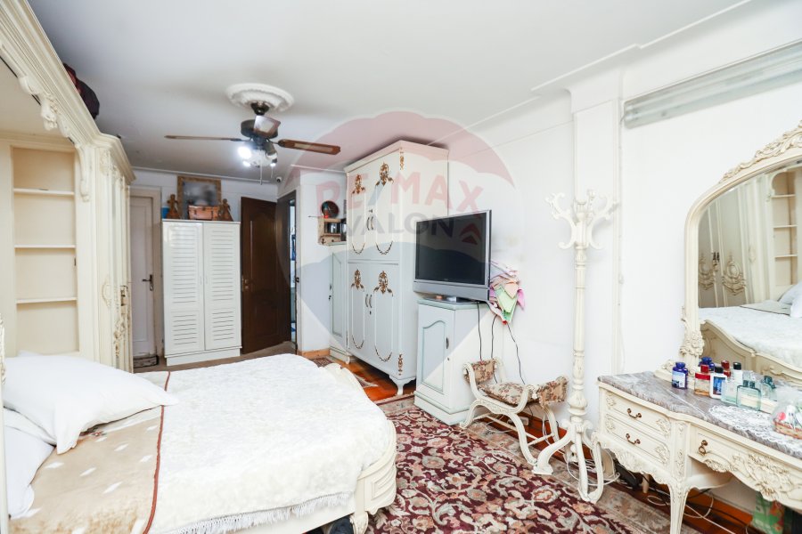 Apartment for sale 350 m Louran ( Sharaawy St- El Watanyah Towers )