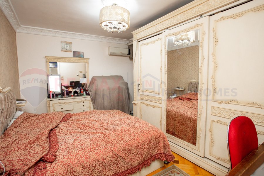 Apartment for sale 150 m Stanly (Abdel Hamed Al-Abady st.)