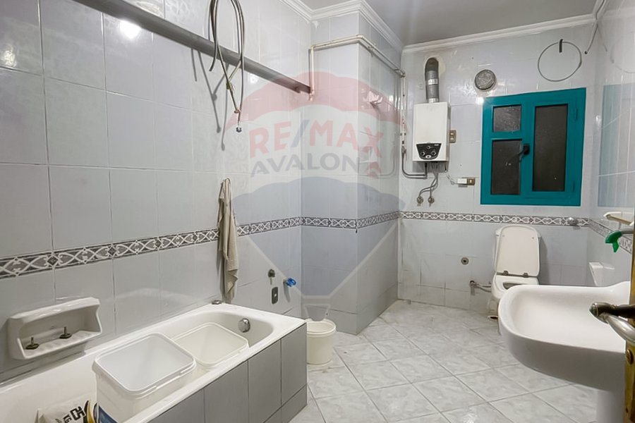 Apartment for sale 200 m louran (Abd el Salam Aref st.)