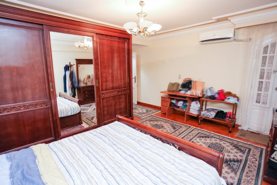 Apartment for Sale 277 m gleem (directely on taram station)