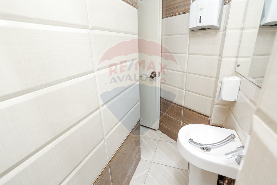 Administrative Unit for sale 125 m Cleopatra (PortSaied St)