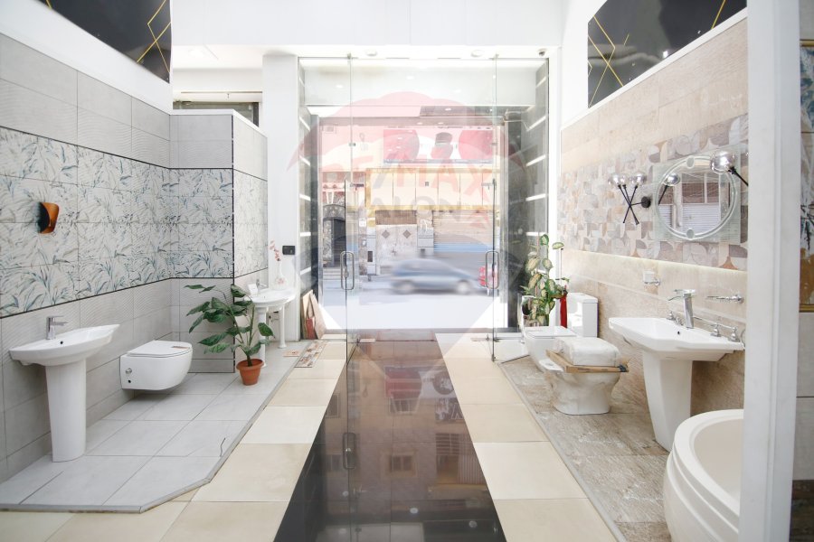 Commercial store for sale 2,200 m Al-Syouf (Gamila Bouhraid St.)