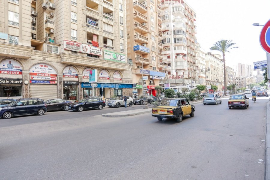 Commercial Property For Rent 615m Smouha